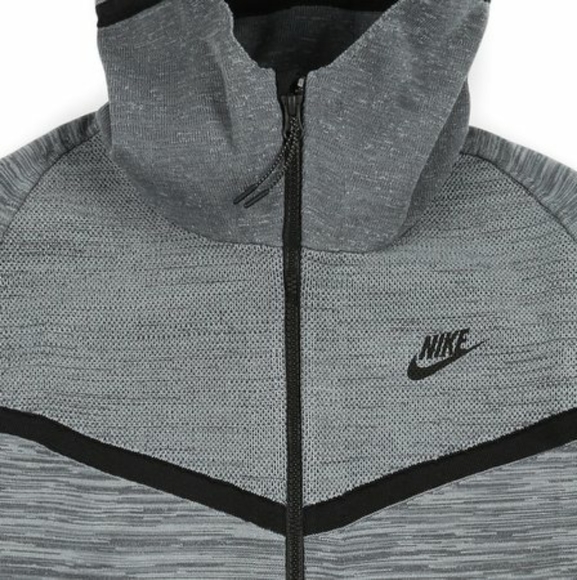 💥SOLD💥 Nike Tech Knit Windrunner Jacket Hasta Black - Picture 2 of 4